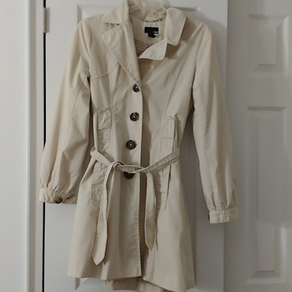 H&M beige trench coat size 4